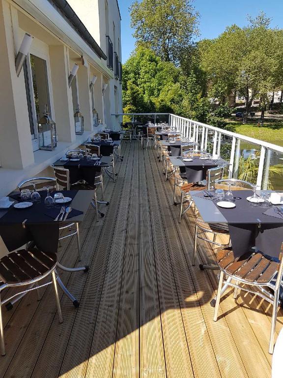Logis Hotel Auberge De L'Etang Magnac-Bourg Exterior foto